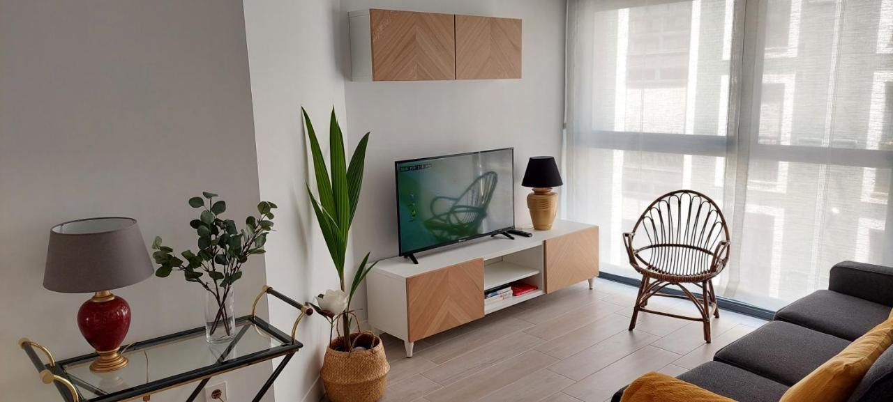 Apartamento Dindurra Centro Playa Gijón Exterior foto